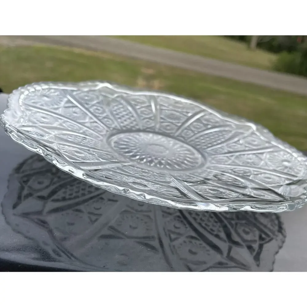 Vintage Indiana Glass Heirloom Clear Plate‎ 10.5